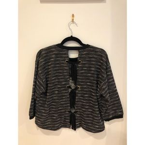 Cropped Sweater with tie open back